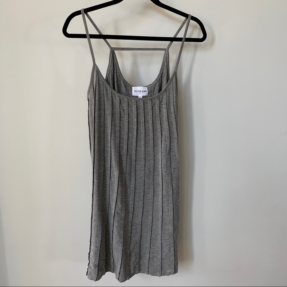 Olive + Oak Pleated Gray Thin Strap Dress Size S